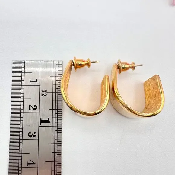 Vintage Monet J Hoop Earrings Gold Tone Signed Luxe Chic Runway Classic Timeless - Picture 16 of 16